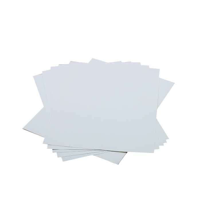 白牛皮紙和黃牛皮紙價(jià)格、顏色、用途對比